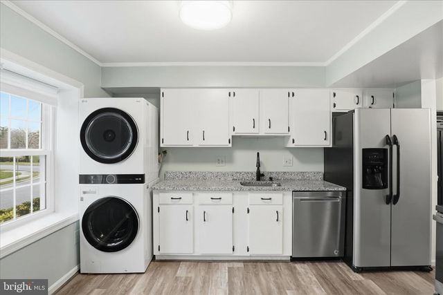 6502 GREYLEDGE CT, Alexandria, VA 22310