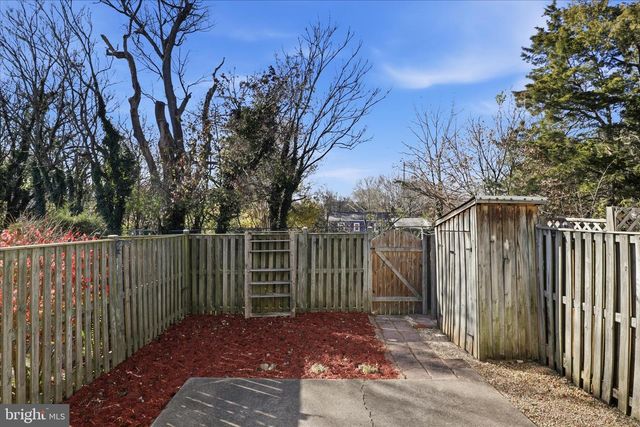 6502 GREYLEDGE CT, Alexandria, VA 22310