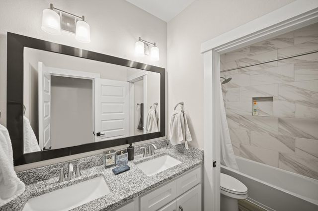 10936 Keaton Landing Drive, Houston, TX 77043