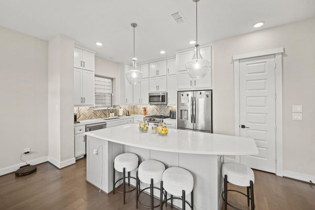 10936 Keaton Landing Drive, Houston, TX 77043