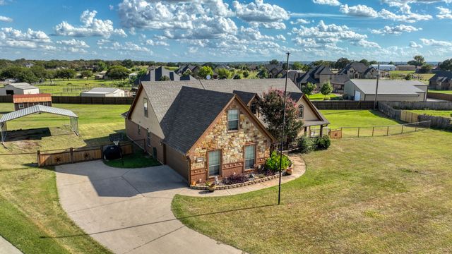 155 Cornerstone Lane, Springtown, TX 76082