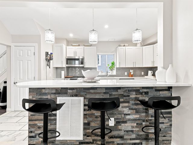 26 LINWOOD AVE, Bogota, NJ 07603