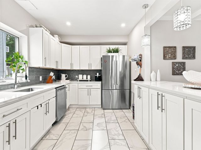 26 LINWOOD AVE, Bogota, NJ 07603