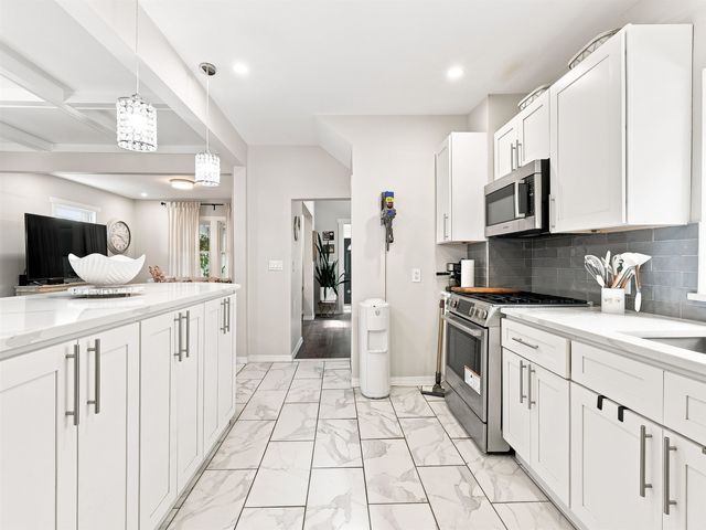 26 LINWOOD AVE, Bogota, NJ 07603