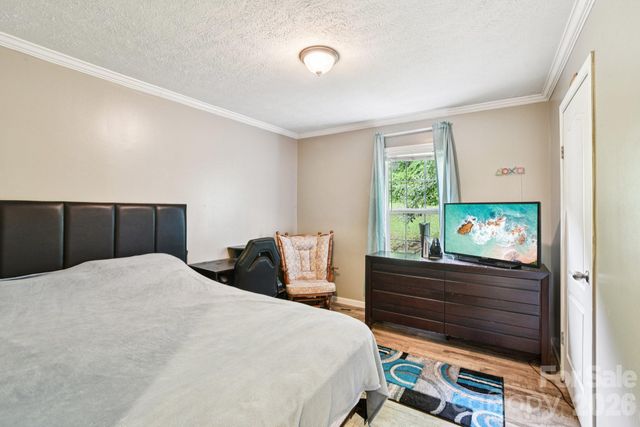 6 Hall Family Drive, Black Mountain, NC 28711