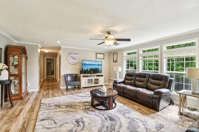 6 Hall Family Drive, Black Mountain, NC 28711