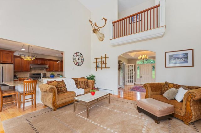 55 Chestnut Hill Road, Dublin, NH 03444