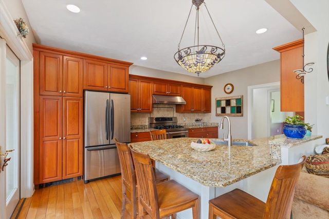 55 Chestnut Hill Road, Dublin, NH 03444