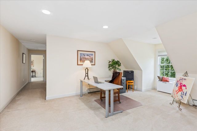 55 Chestnut Hill Road, Dublin, NH 03444