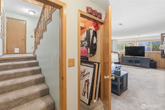 910 N Jennifer Lane, East Wenatchee, WA 98802