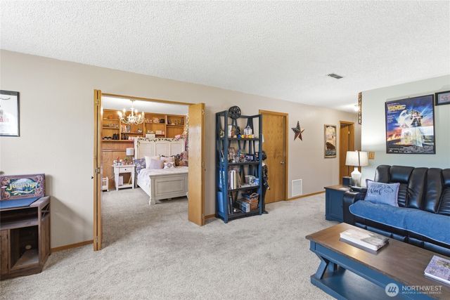 910 N Jennifer Lane, East Wenatchee, WA 98802