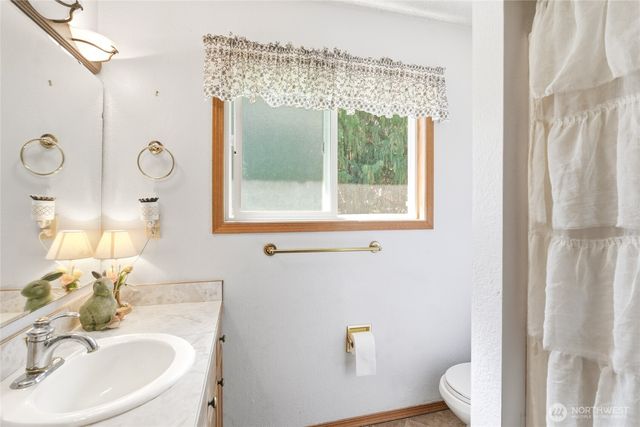 910 N Jennifer Lane, East Wenatchee, WA 98802