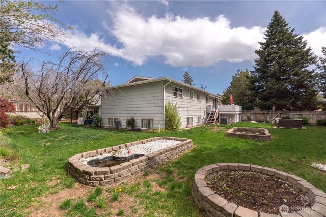 910 N Jennifer Lane, East Wenatchee, WA 98802