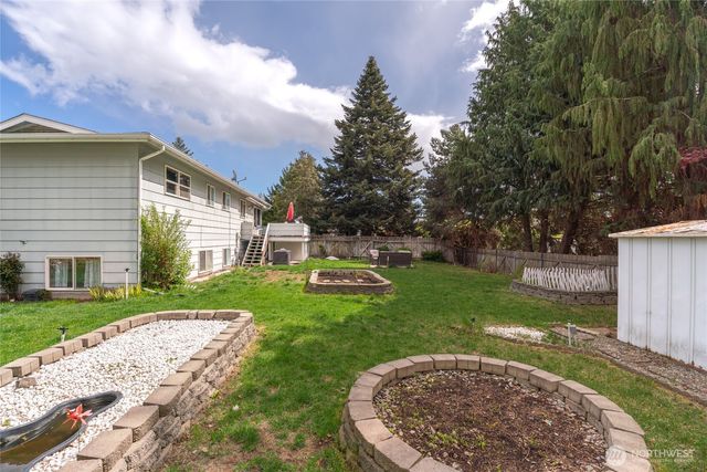 910 N Jennifer Lane, East Wenatchee, WA 98802