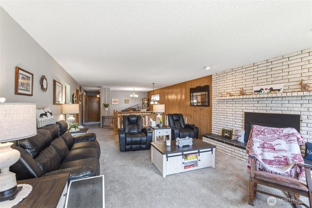 910 N Jennifer Lane, East Wenatchee, WA 98802