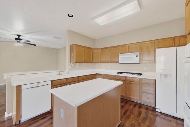 7619 Ramona Avenue NW, Albuquerque, NM 87114