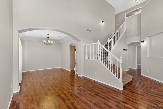 7619 Ramona Avenue NW, Albuquerque, NM 87114