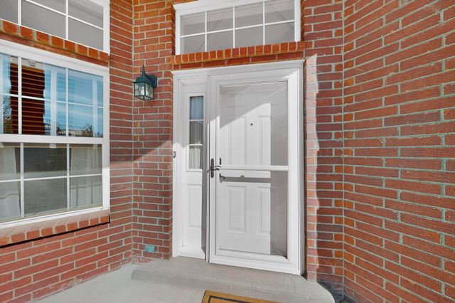 7619 Ramona Avenue NW, Albuquerque, NM 87114