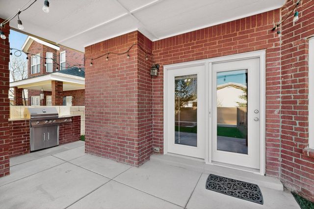 7619 Ramona Avenue NW, Albuquerque, NM 87114