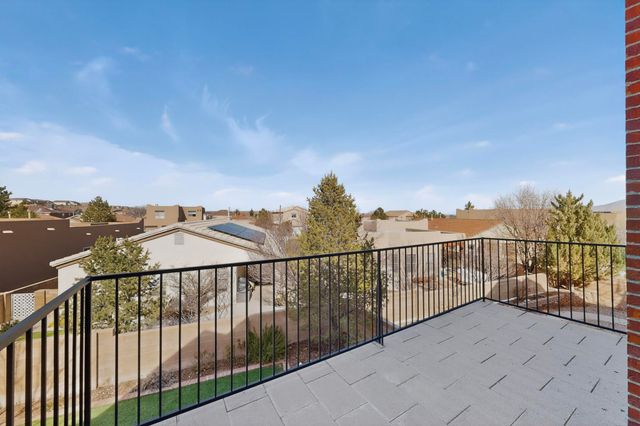 7619 Ramona Avenue NW, Albuquerque, NM 87114