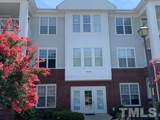 426 Eyam Hall Lane 426, Apex, NC 27502