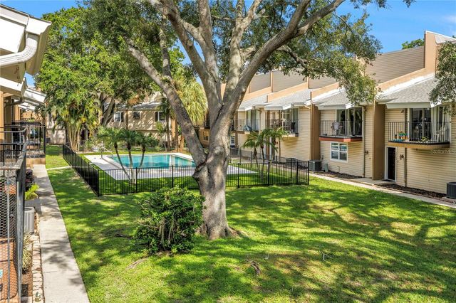 5403 SWEETWATER TERRACE CIRCLE 5403, Tampa, FL 33634