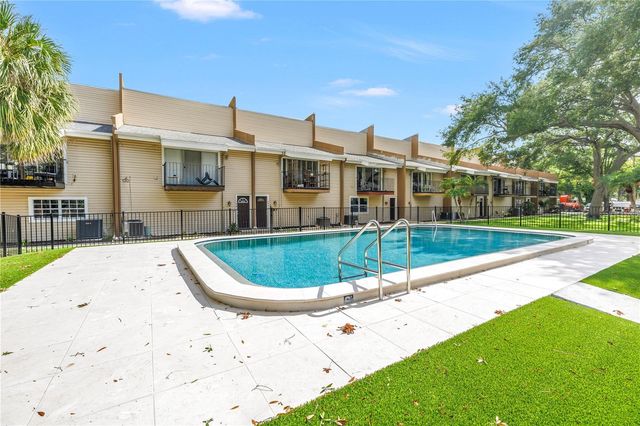 5403 SWEETWATER TERRACE CIRCLE 5403, Tampa, FL 33634