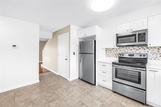 5403 SWEETWATER TERRACE CIRCLE 5403, Tampa, FL 33634