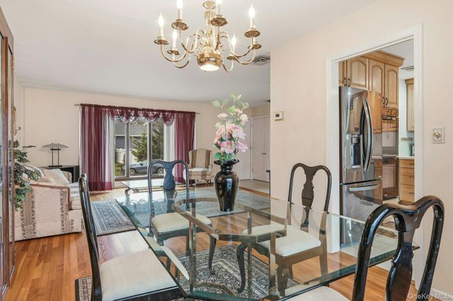 48 Eastfield Lane, Melville, NY 11747