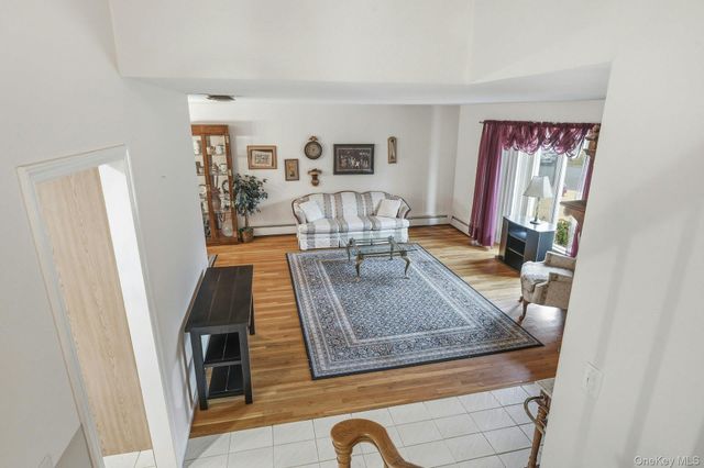 48 Eastfield Lane, Melville, NY 11747