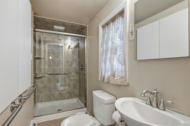 48 Eastfield Lane, Melville, NY 11747