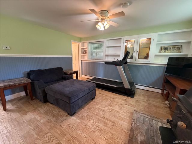 17 Hunter Street, Highland Mills, NY 10930