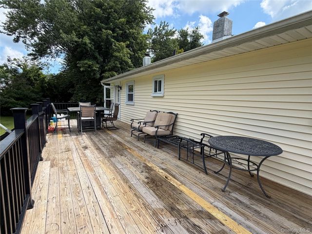 17 Hunter Street, Highland Mills, NY 10930