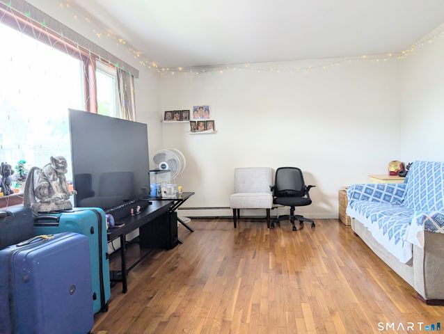 102 Lenox Avenue, Bridgeport, CT 06605