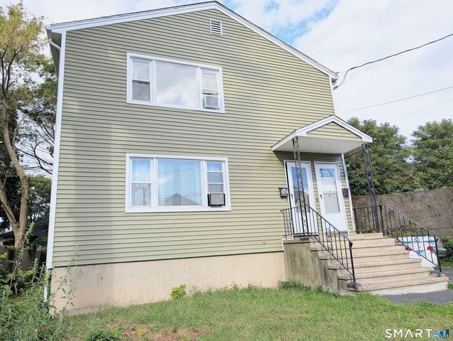 102 Lenox Avenue, Bridgeport, CT 06605