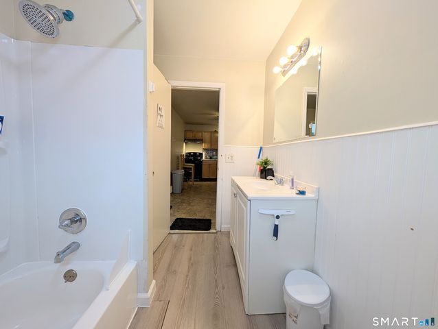102 Lenox Avenue, Bridgeport, CT 06605