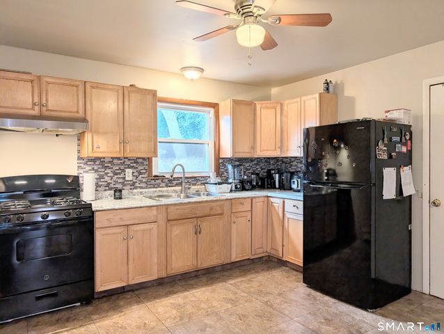 102 Lenox Avenue, Bridgeport, CT 06605