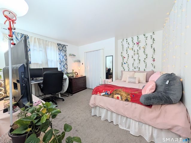 102 Lenox Avenue, Bridgeport, CT 06605