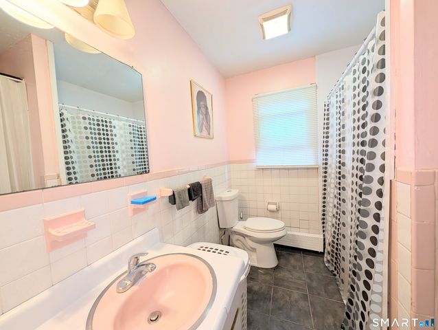 102 Lenox Avenue, Bridgeport, CT 06605