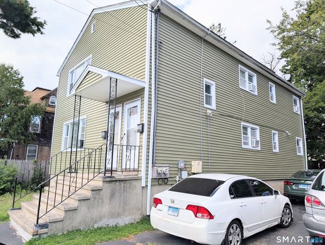 102 Lenox Avenue, Bridgeport, CT 06605