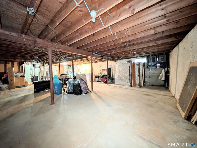 102 Lenox Avenue, Bridgeport, CT 06605