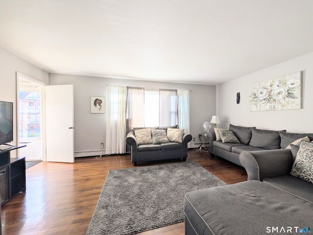 102 Lenox Avenue, Bridgeport, CT 06605