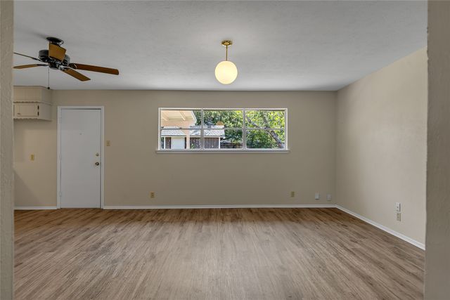 804 Natchez Avenue, Bedford, TX 76022