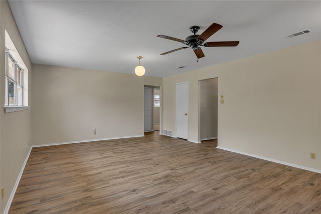 804 Natchez Avenue, Bedford, TX 76022