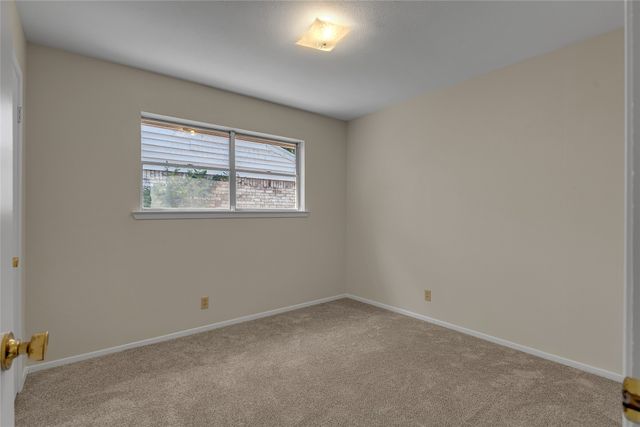 804 Natchez Avenue, Bedford, TX 76022