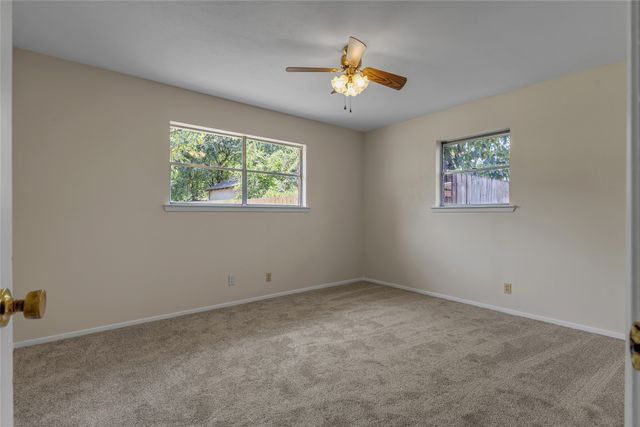 804 Natchez Avenue, Bedford, TX 76022