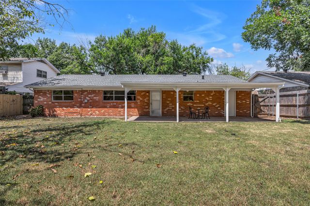 804 Natchez Avenue, Bedford, TX 76022