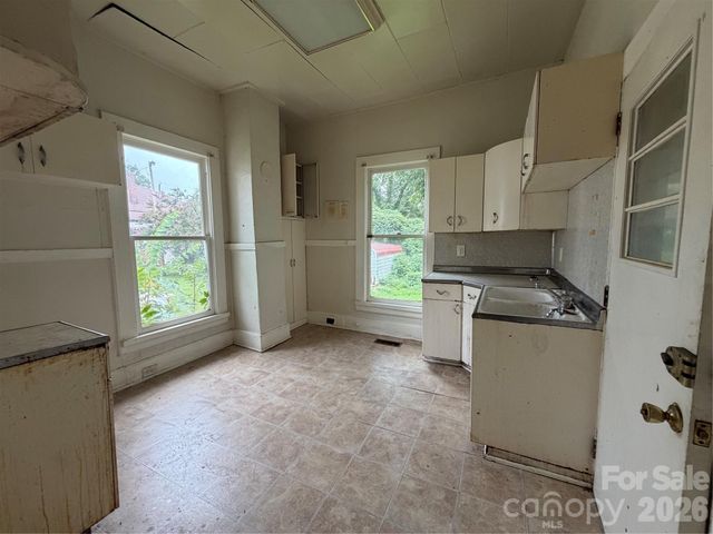 238 Garfield Street, Statesville, NC 28677