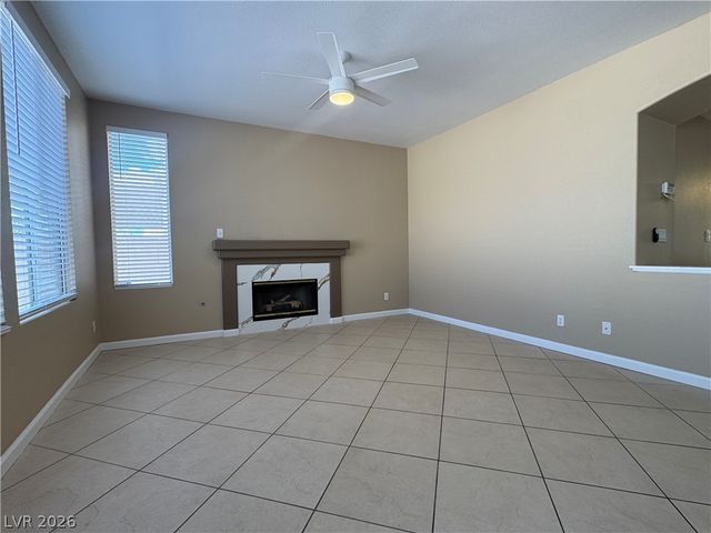 816 Canterbury Cross Place, Las Vegas, NV 89144
