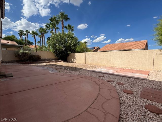 816 Canterbury Cross Place, Las Vegas, NV 89144